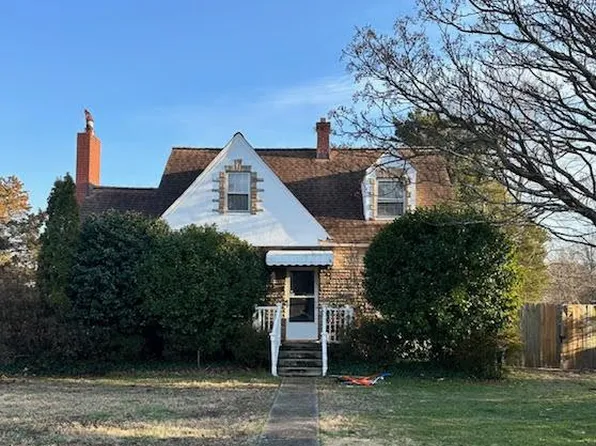 38 Langley Ave, Newport News, VA 23601