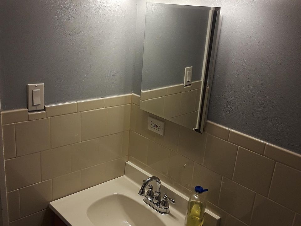 1st image of 9151 Wood Ave #9151