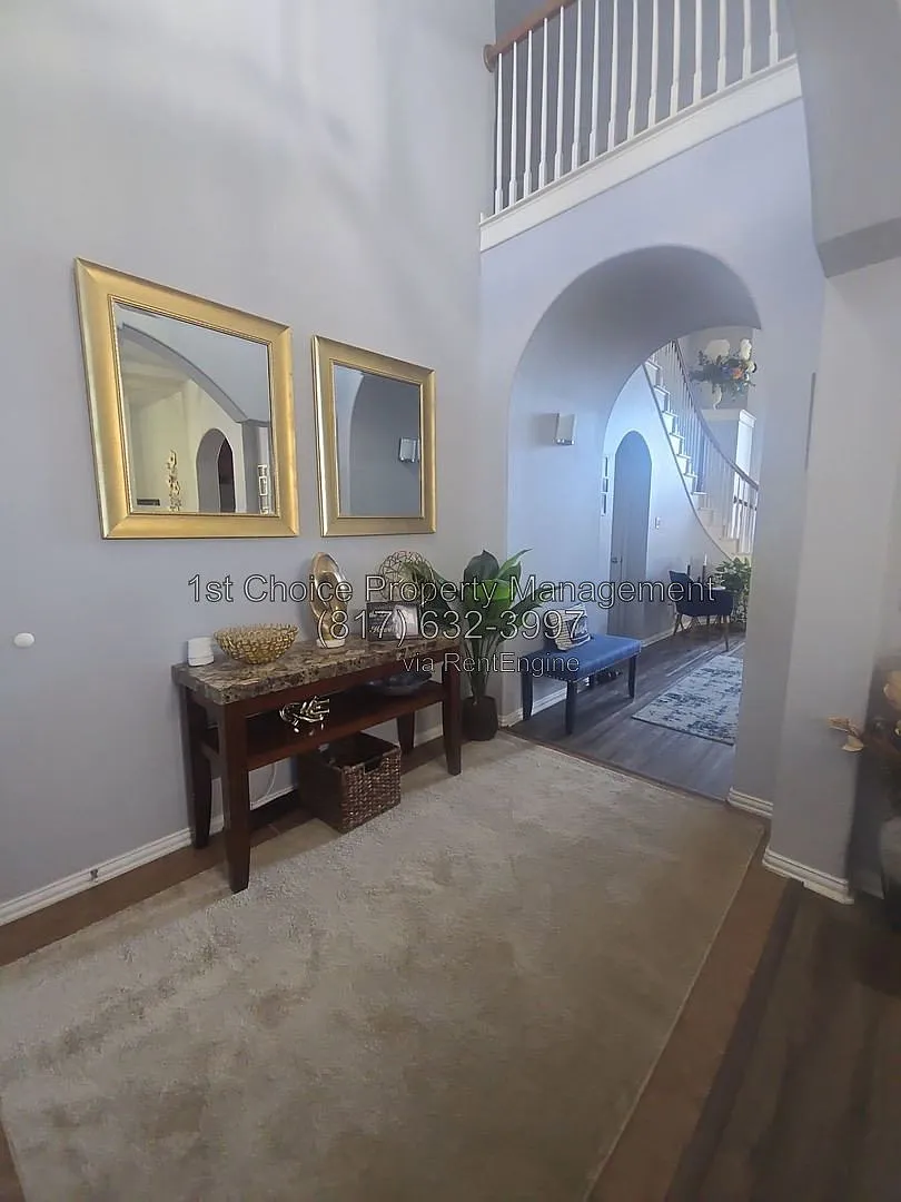 4 bed, 2.0 bath, 3463 sqft, $3,595 — Photo 2