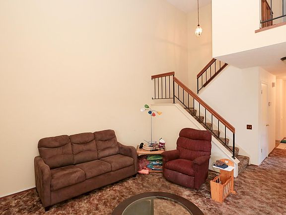 4th image of 76 Bear Claw Way