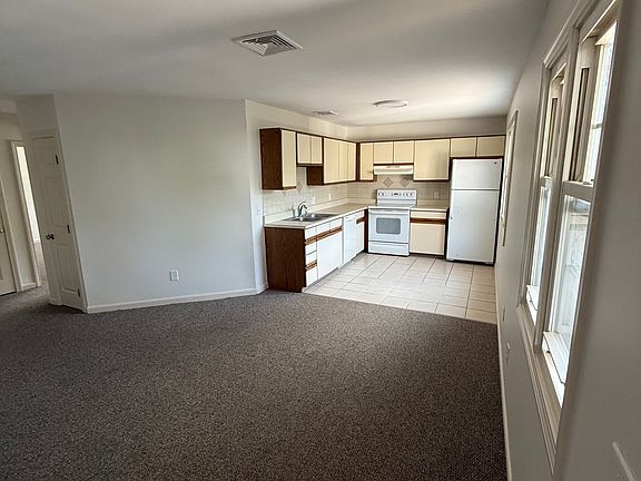 5th image of 580 Pontiac Ave APT 5