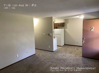 719 1st St S #2, Newton, IA 50208