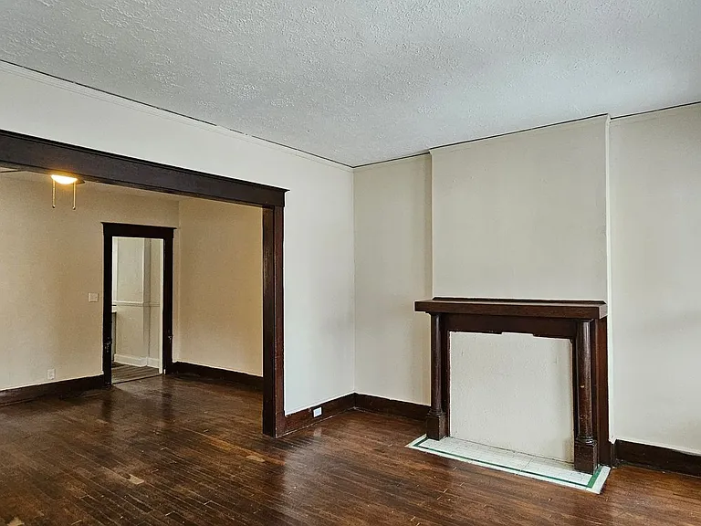 1520-1522 Alameda Ave — Photo 27