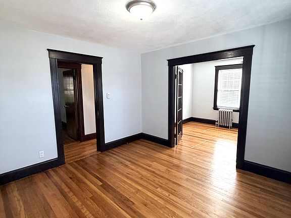 2nd image of 75 Sterling St #1-R