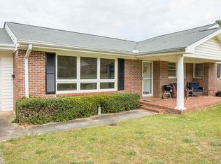 611 Peachtree Dr, Thomaston, GA 30286