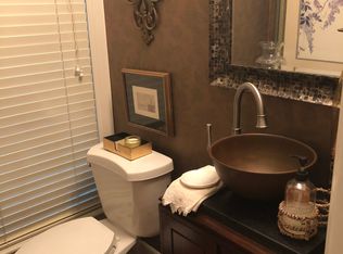 6 Hillcrest Ln, Texarkana, AR 71854