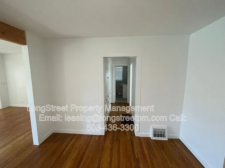 4514 NE 18th Ave — Photo 11