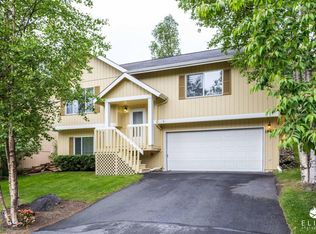 18627 Danny Dr, Eagle River, AK 99577