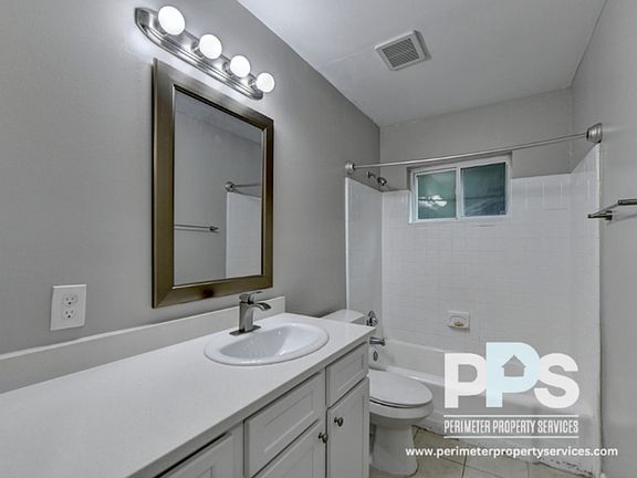 5th image of 217 Lampkin St NE APT 1
