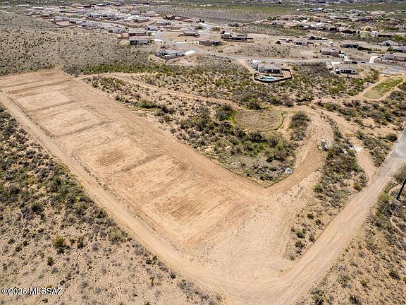 5th image of 4064 E Andrada Rd