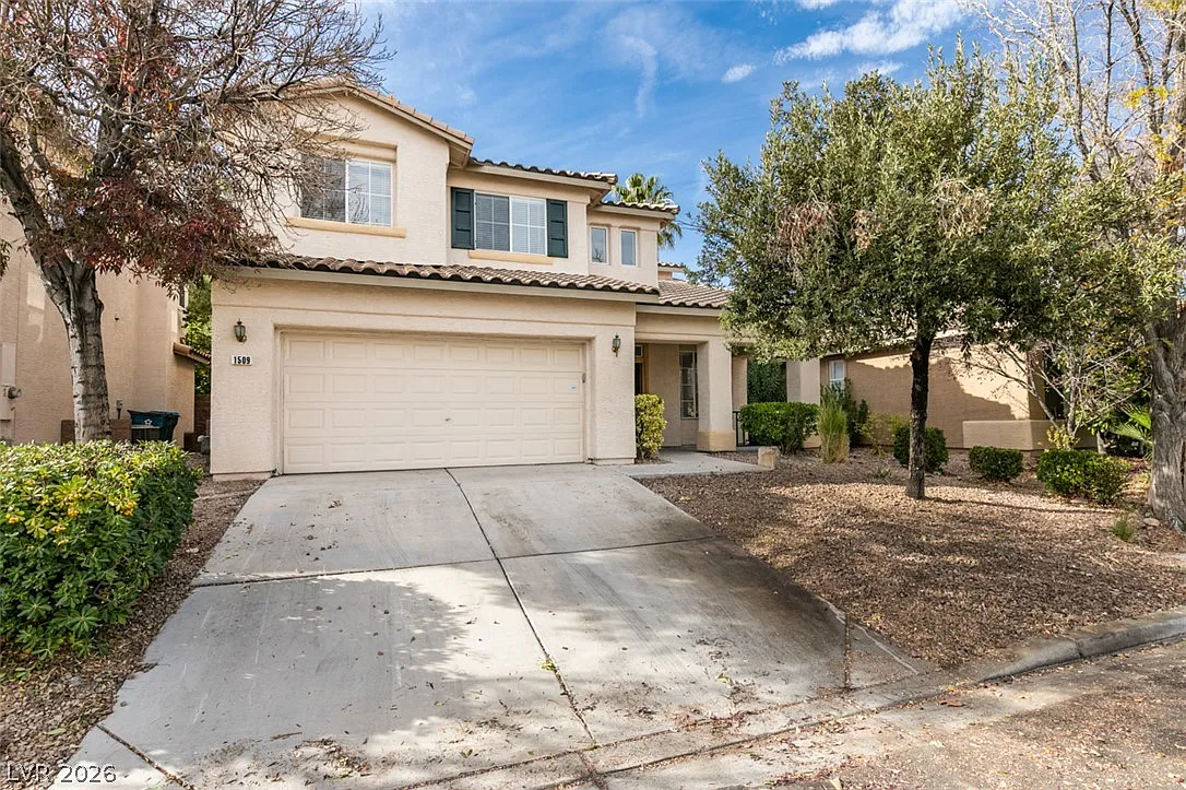 4 bed, 2.5 bath, 1708 sqft, $2,235 — Photo 2