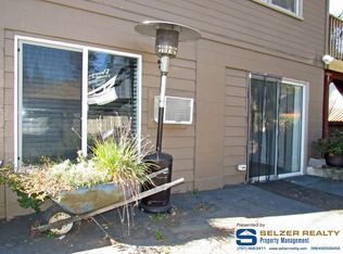 806 Grove Ave APT C, Ukiah, CA 95482
