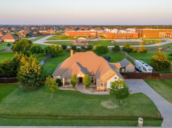 3330 Monarch Ln, Midlothian, TX 76065