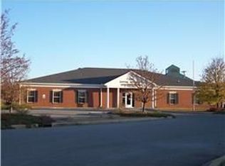 108 Center Pointe Dr, Clarksville, TN 37040