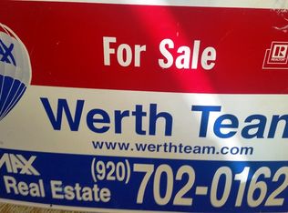 103 Hidden Ridges Cir, Combined Locks, WI 54113