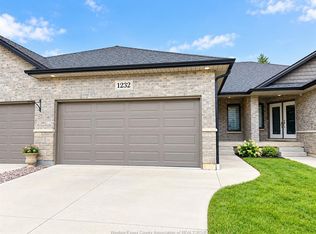 1232 Kamloops St, Windsor, ON N8W 0B1