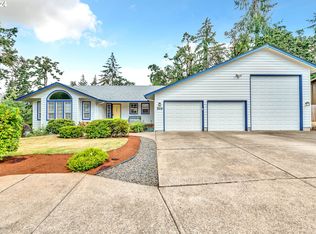 509 S 68th Pl, Springfield, OR 97478
