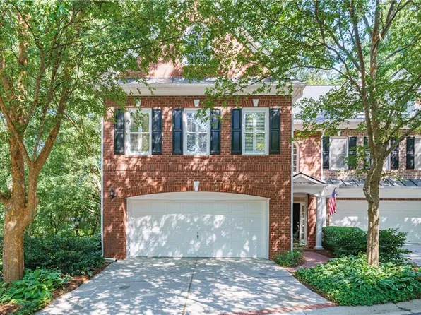 7 Carrington Way, Sandy Springs, GA 30328