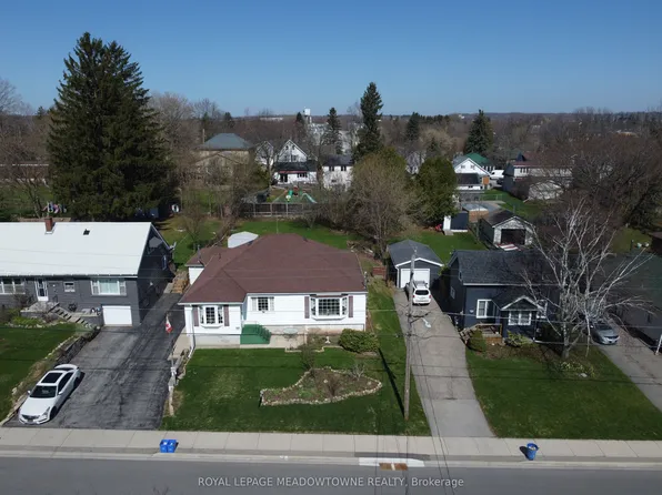 43 Cobblehill Rd, Halton Hills, ON L7J 1P1