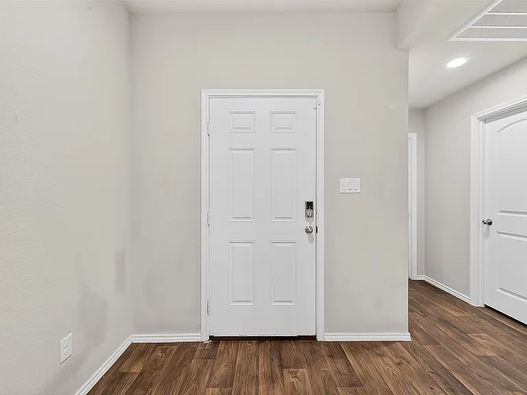 20926 Belmont Village Way — Photo 28