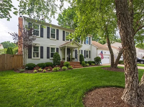 5244 Prestwick St, Virginia Beach, VA 23464