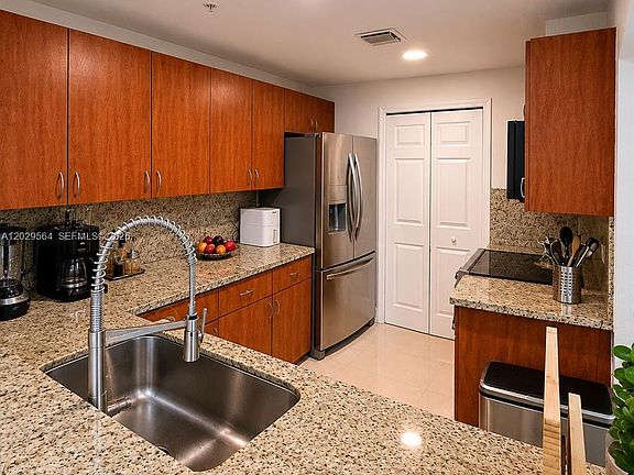 3rd image of 6540 NW 114th Ave APT 1408