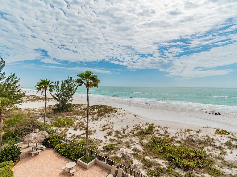 13650 Gulf Blvd #402 — Photo 28