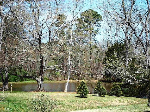 3rd image of 112 Overlook Dr