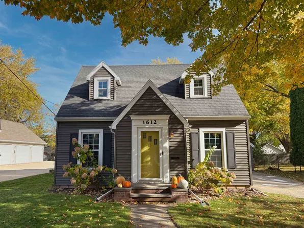1612 N Erb St, Appleton, WI 54911