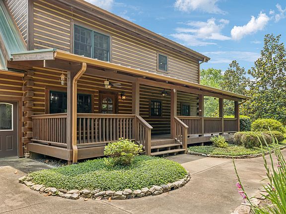 11th image of this home