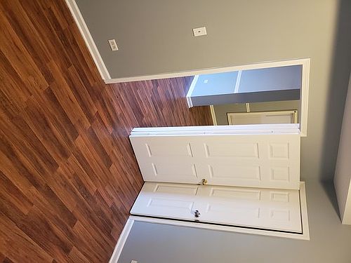 3rd image of 7308 S Greenwood Ave #2