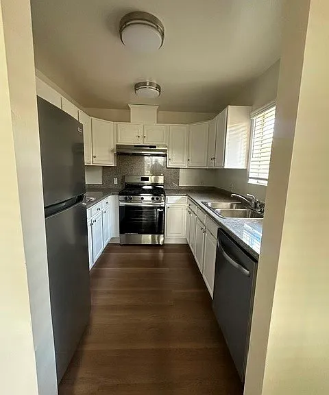 5628 Lime Ave — Photo 9