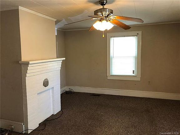 5th image of 128 Wallace St