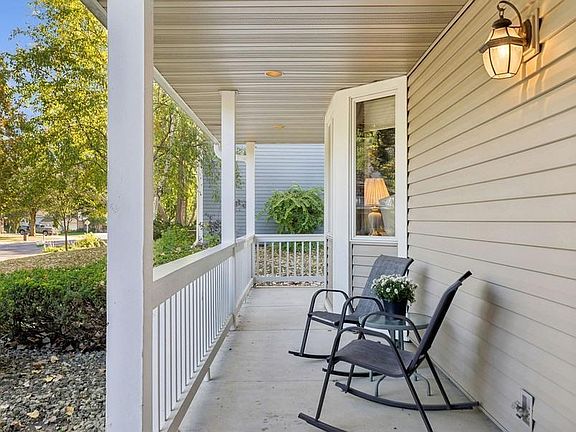 4th image of 8922 138th Street Ct