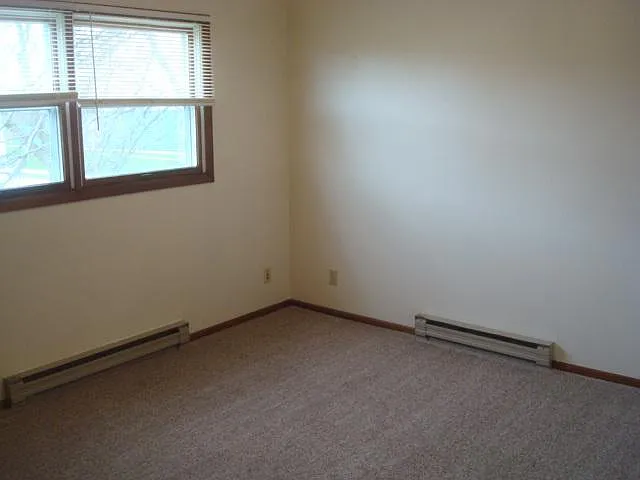 2214 Superior Ave — Photo 9