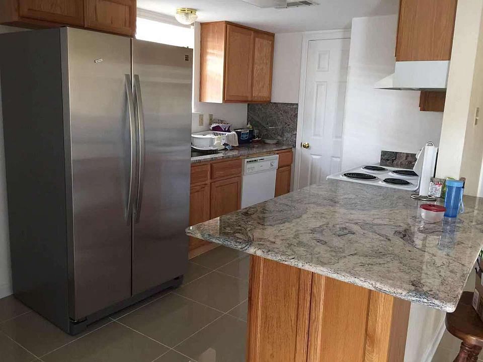 1st image of 3701 Bunkerhill Dr