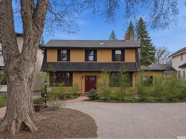 208 Saskatchewan CRESCENT W, Saskatoon, SK S7M 0A5