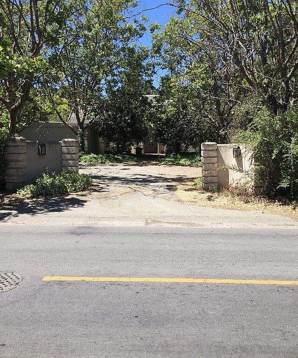 1st image of 180 Elena Ave