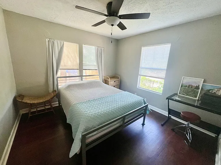 1601 Clifford Ave — Photo 9