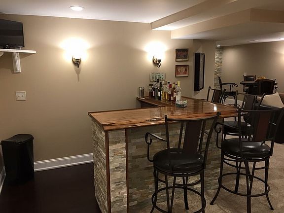 2nd image of 5310 Hampton Ct