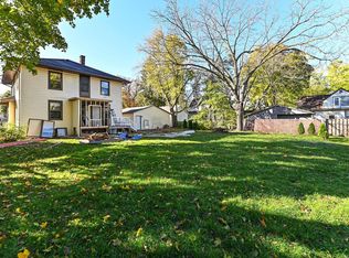 118 East Ottawa AVENUE, Dousman, WI 53118