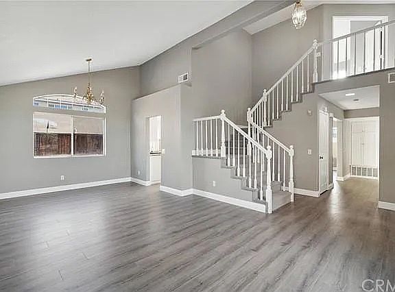 3rd image of 14609 Corral St