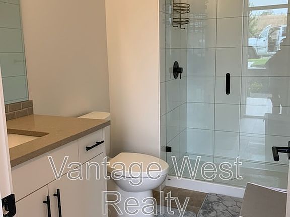 5th image of 358B Academy Way #610
