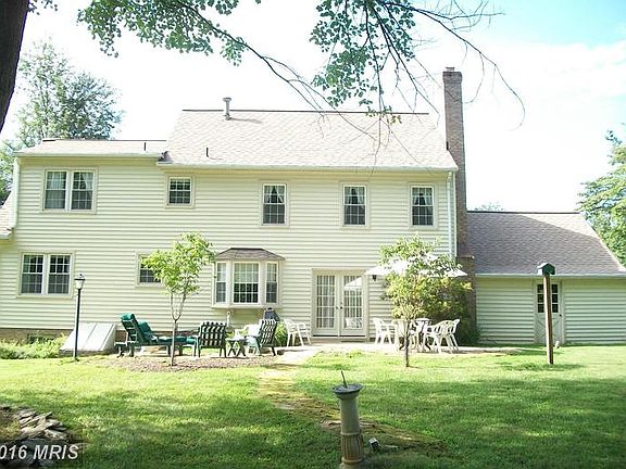3rd image of 4624 Valley Forge Dr