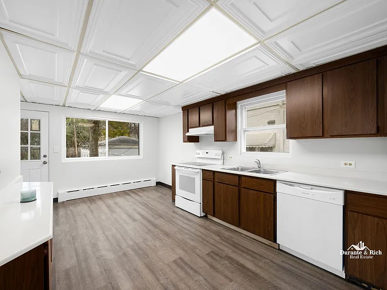727 N Ridgeland Ave — Photo 7