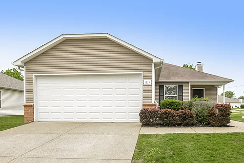 1525 Danville Cir Photo 1
