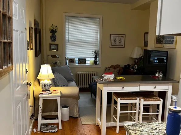 20 Phillips St, Boston, MA