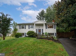 13604 Langtree Ln, Woodbridge, VA 22193