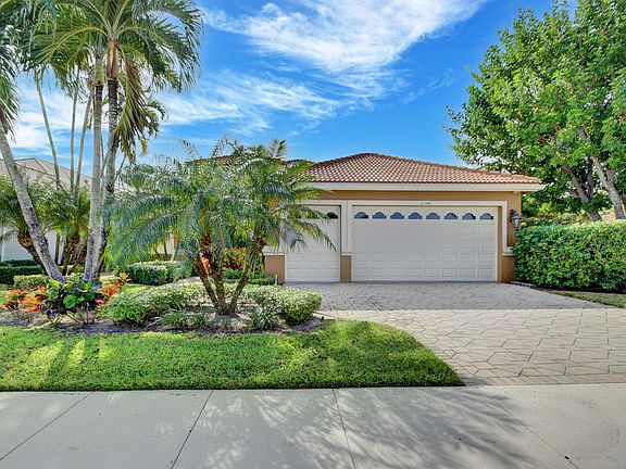 4th image of 10546 Laurel Estates Lane