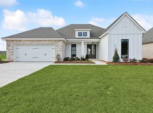1148 Fox Sparrow Loop, Madisonville, LA 70447